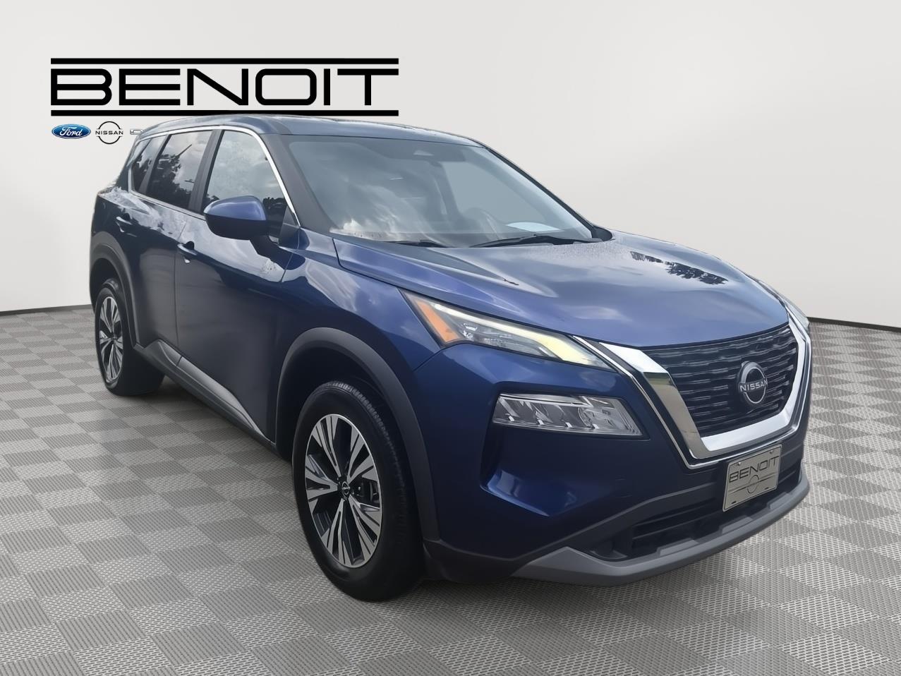 2023 Nissan Rogue SV photo 3