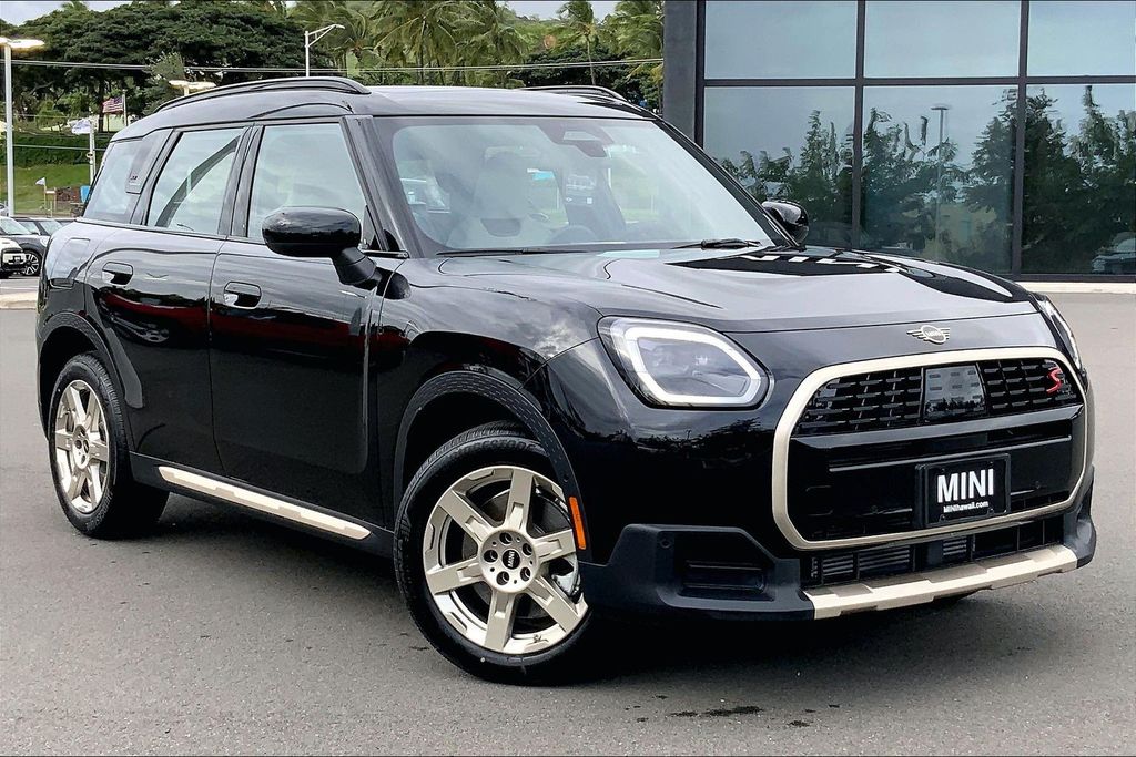 2026 MINI Countryman S's photo