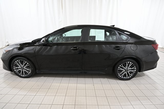 2023 Kia Forte GT-Line photo 9