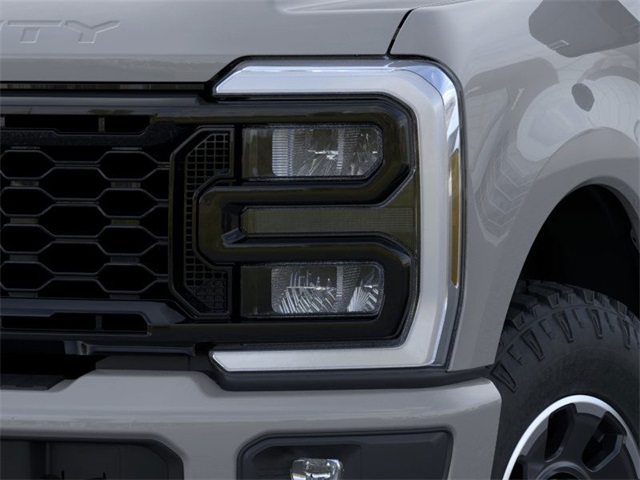 2026 Ford F-350 Lariat photo 16