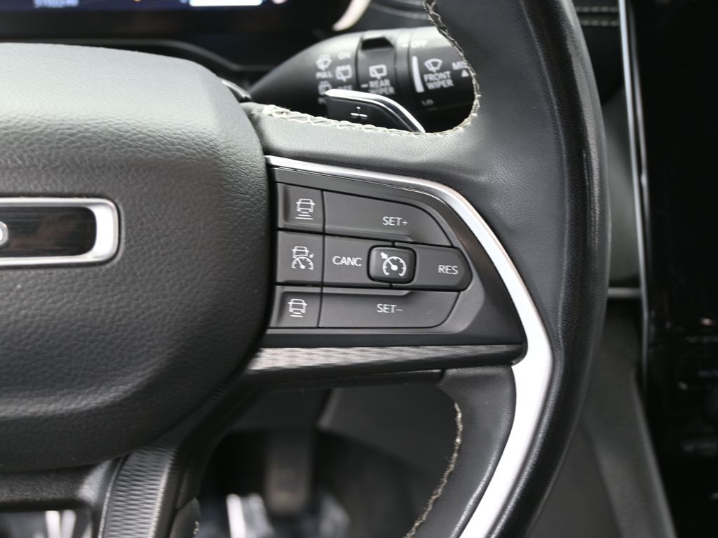 2024 Jeep Grand Cherokee Altitude X photo 22