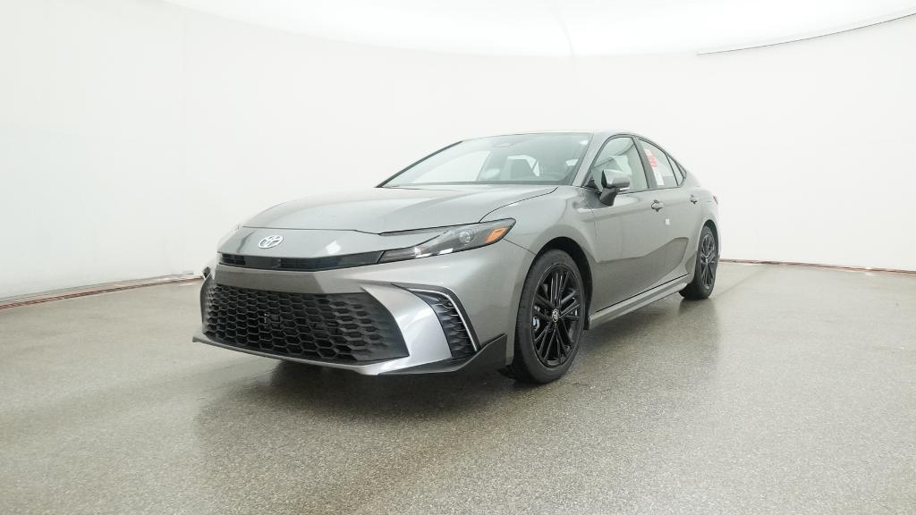 2025 Toyota Camry SE photo 18