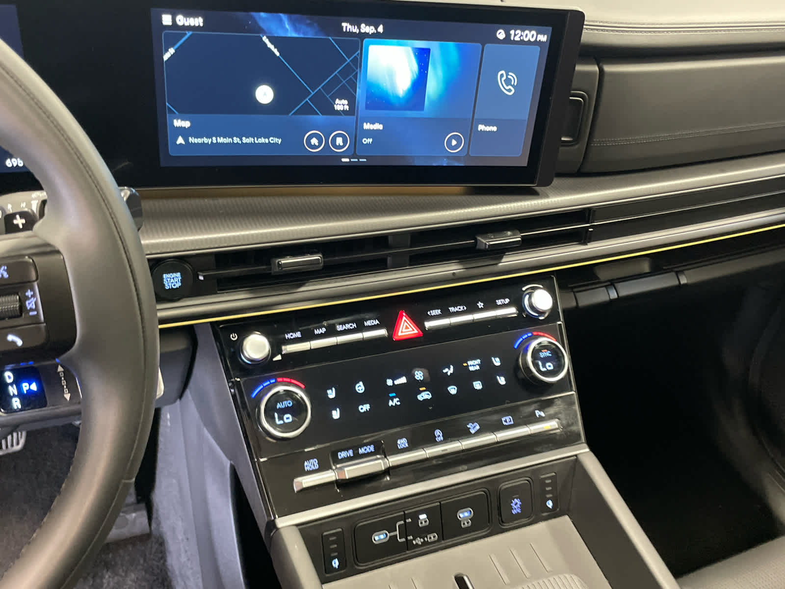 2024 Hyundai Santa Fe Calligraphy photo 32