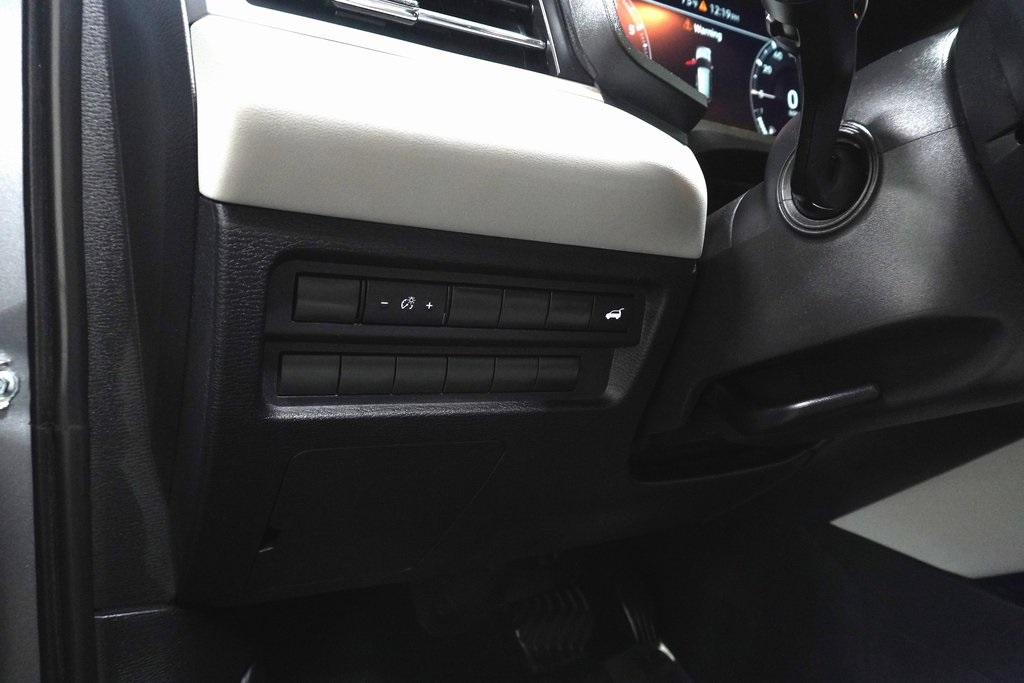 2024 Mitsubishi Outlander SEL photo 24