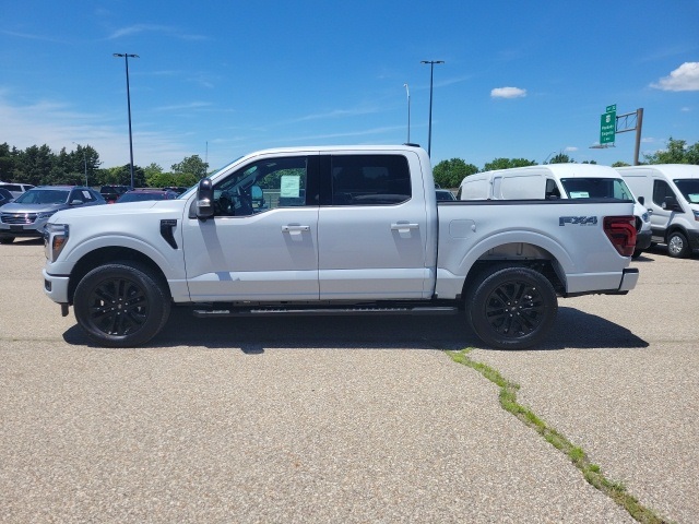 2025 Ford F-150 Lariat photo 2