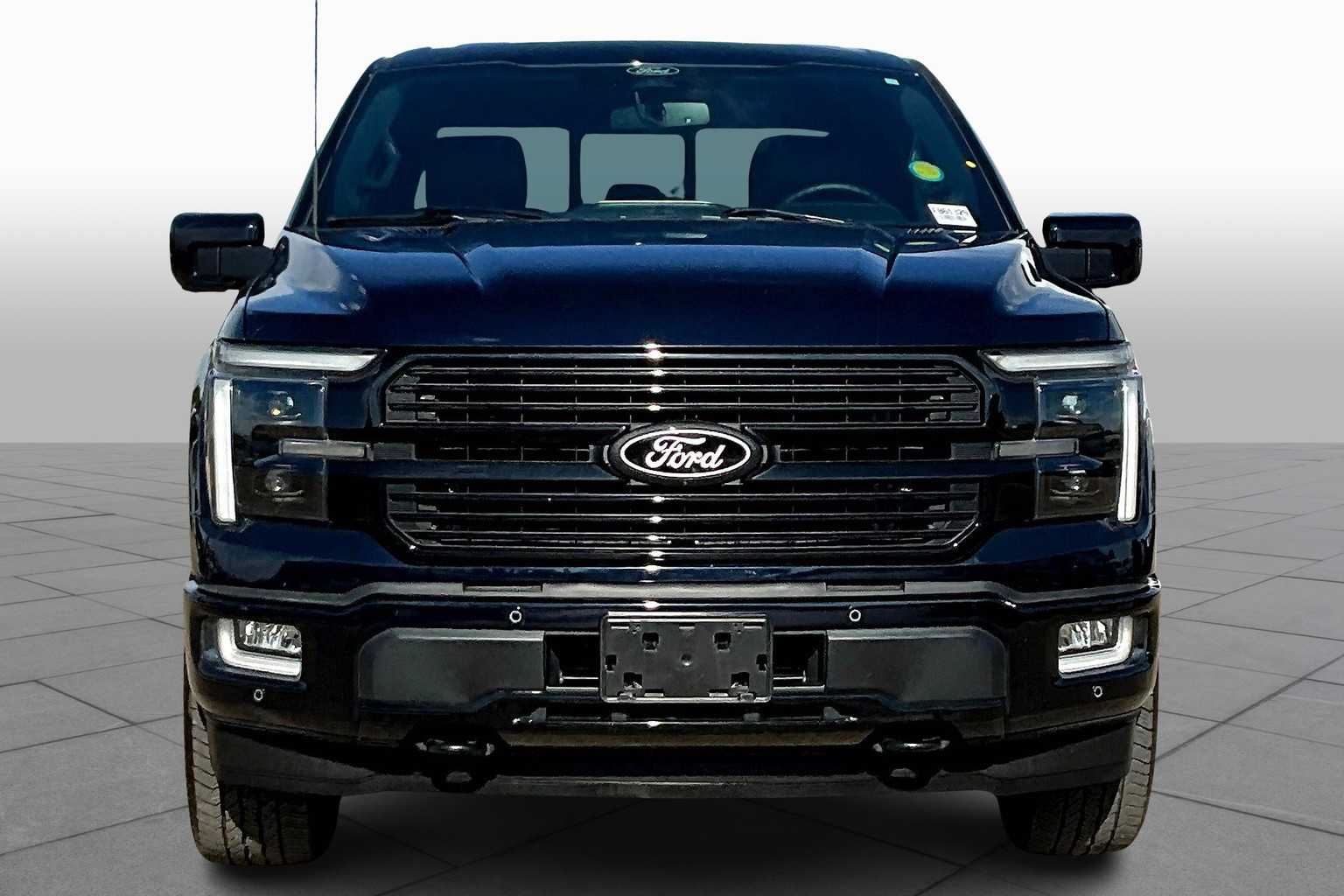 2024 Ford F-150 Platinum photo 3