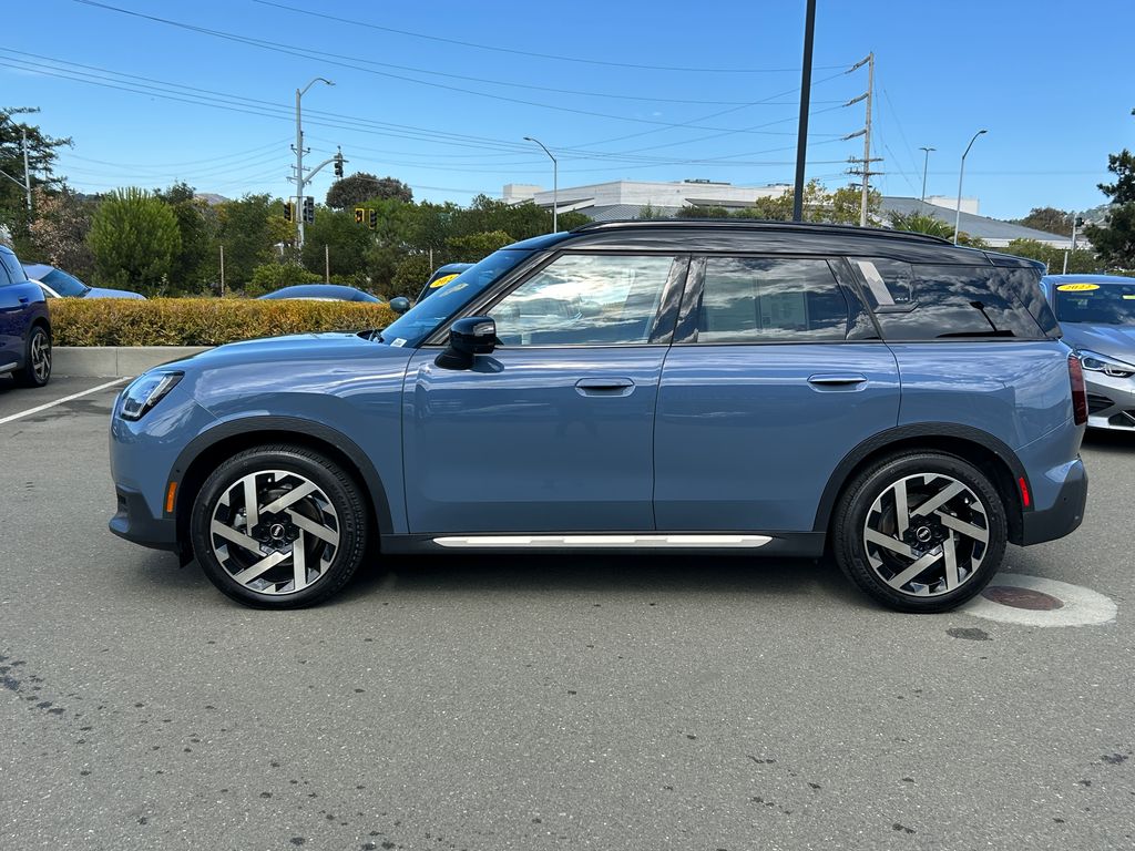 Used 2025 MINI Countryman SE with VIN WMZ53GA01S7R66033 for sale in Corte Madera, CA