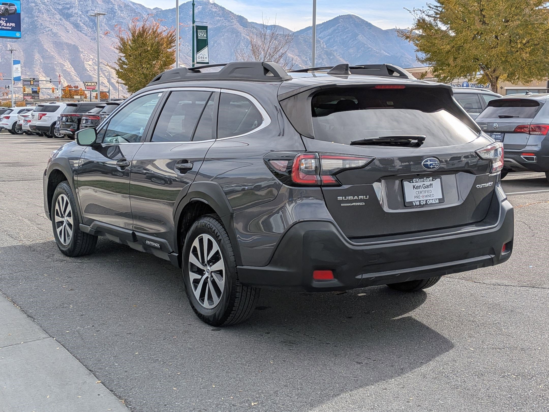 2024 Subaru Outback Premium photo 2