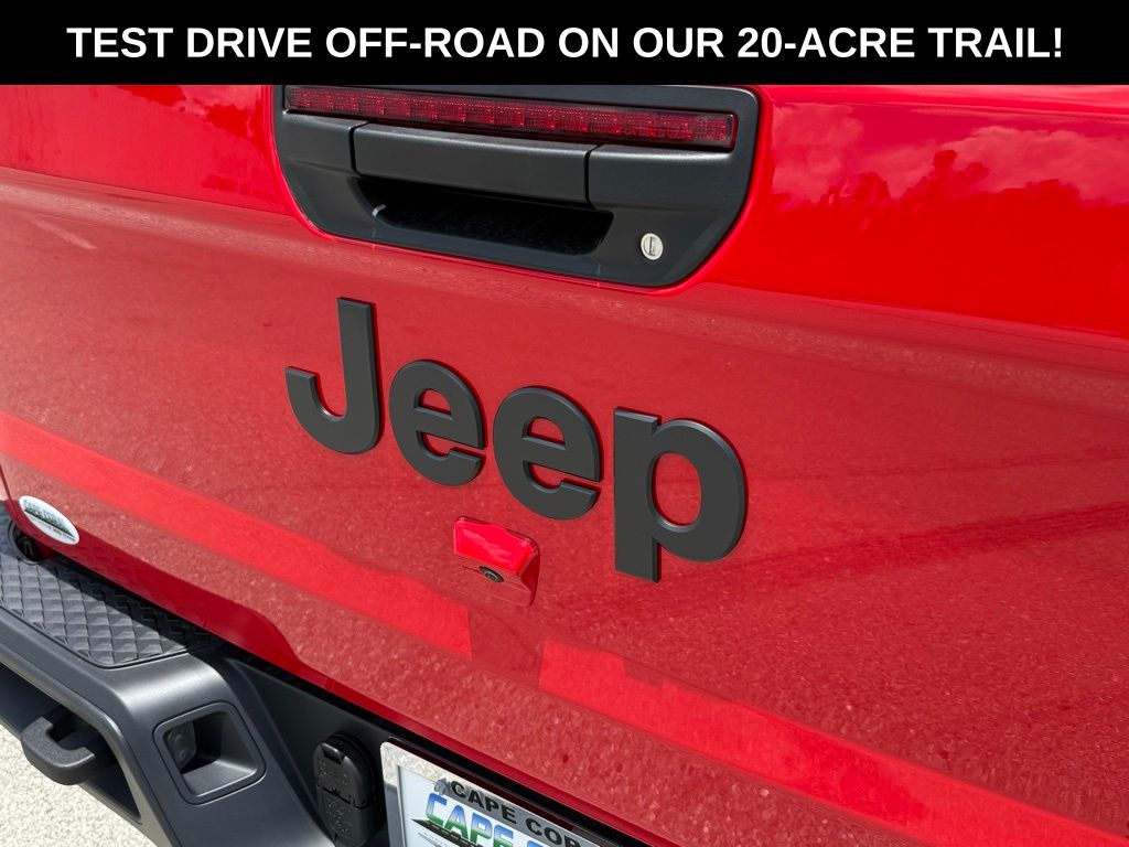 2025 Jeep Gladiator Sport photo 27