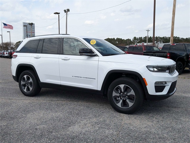 2022 Jeep Grand Cherokee Limited 4xe photo 3