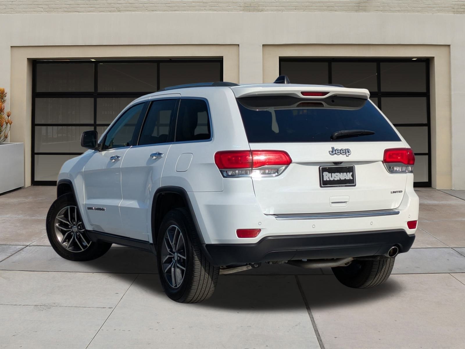 2018 Jeep Grand Cherokee Limited photo 2