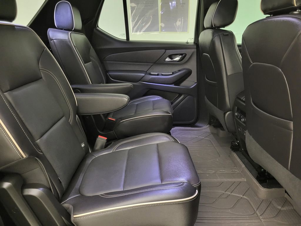 2022 Chevrolet Traverse Premier photo 39