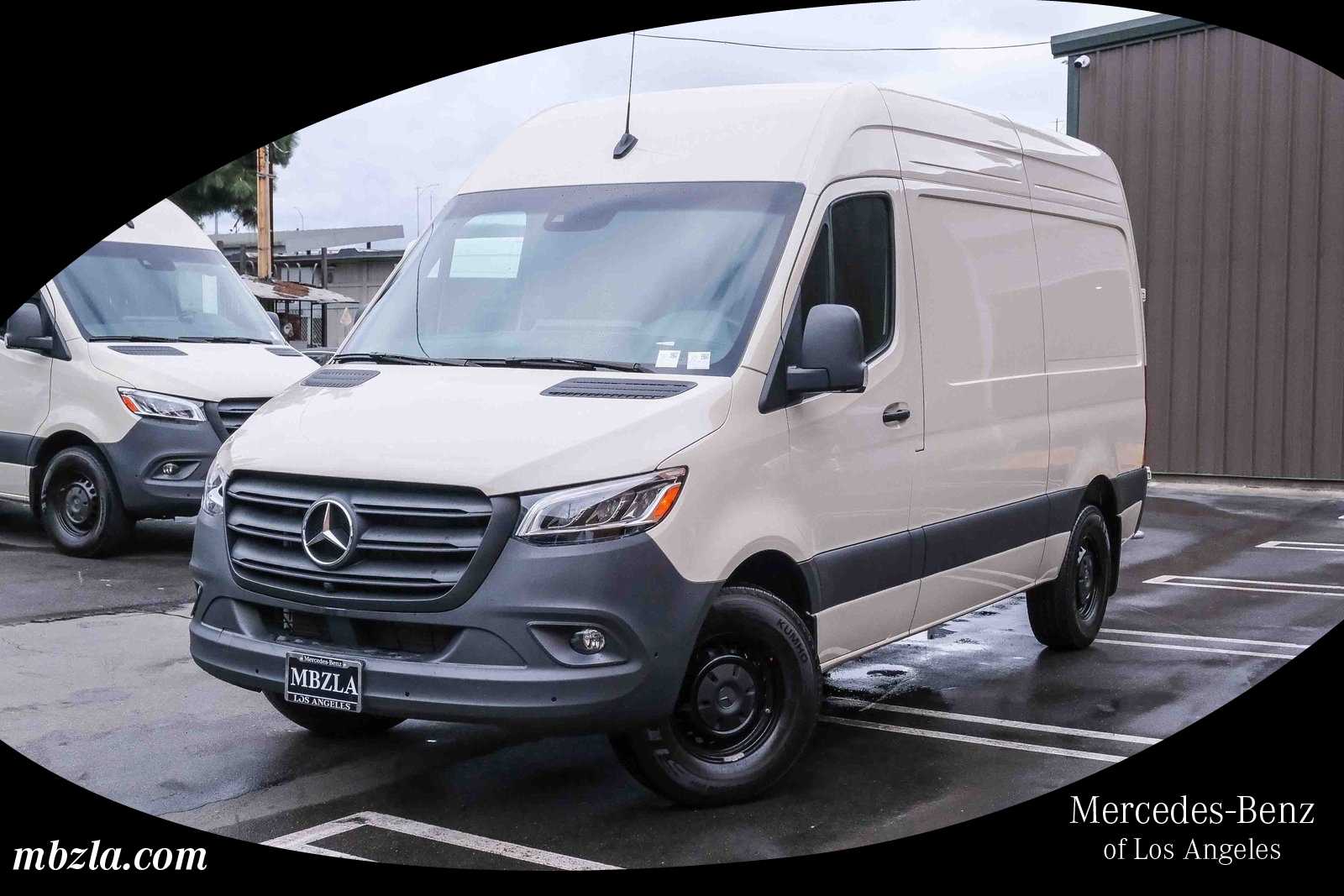 2024 Mercedes-Benz Sprinter Cargo Van Base's photo