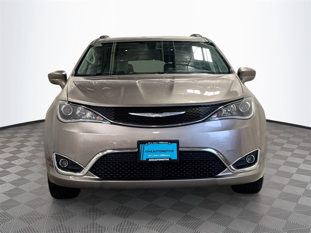 Used 2017 Chrysler Pacifica Touring-L with VIN 2C4RC1BGXHR645111 for sale in Eau Claire, WI