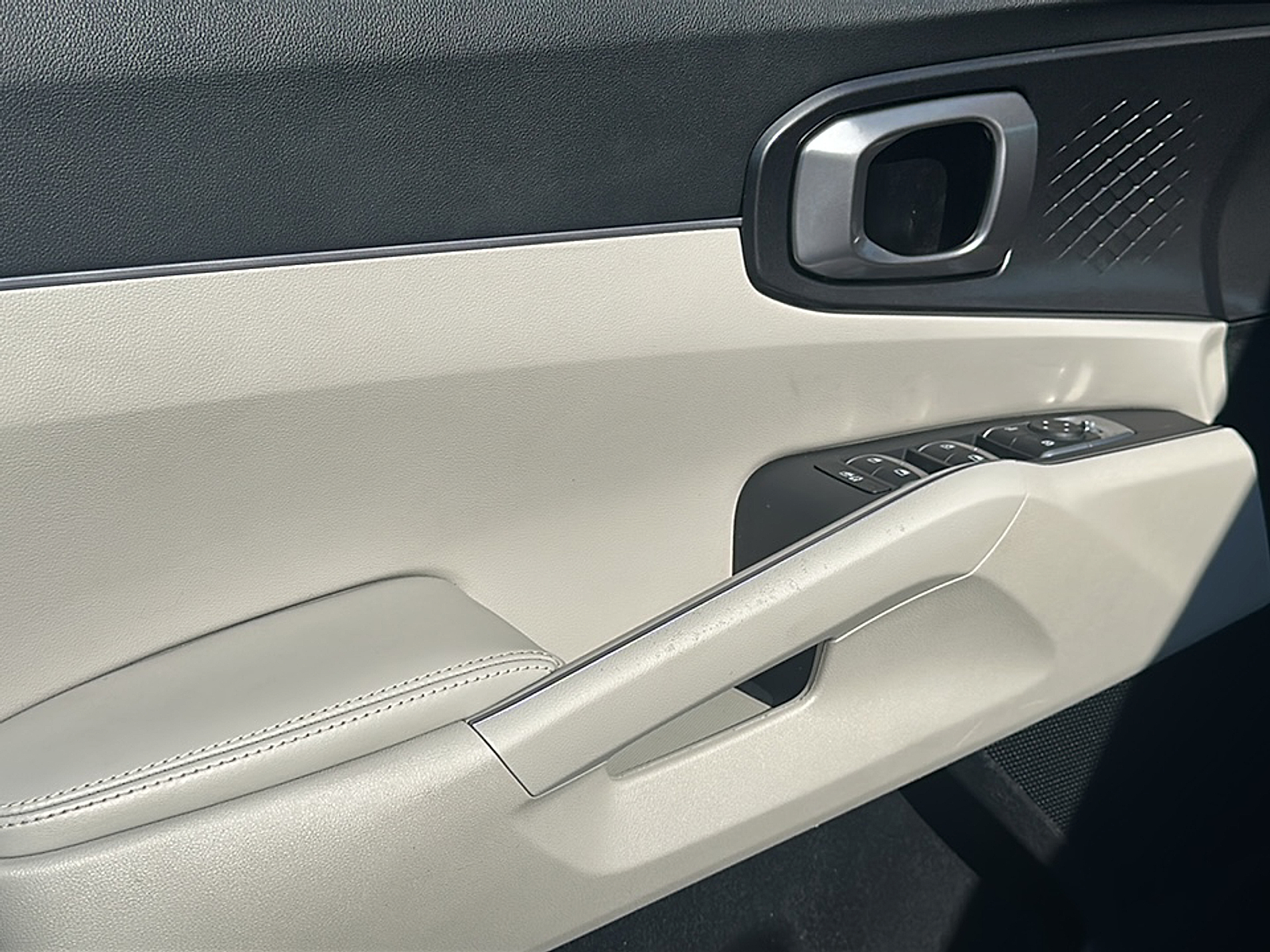 2021 Kia Sorento S photo 5