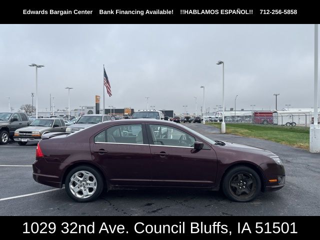 2011 Ford Fusion SE's photo