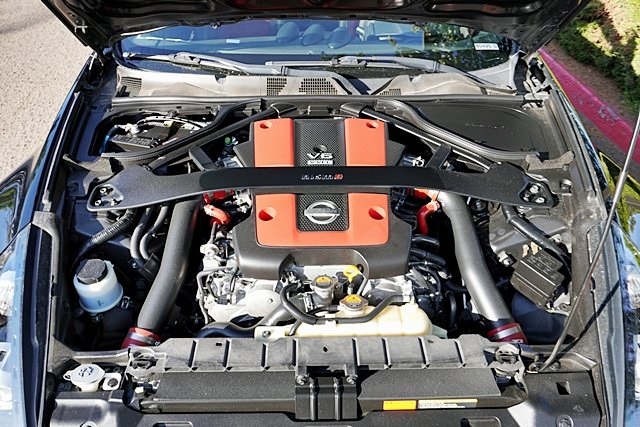 Used 2020 Black Nissan Nismo image 13