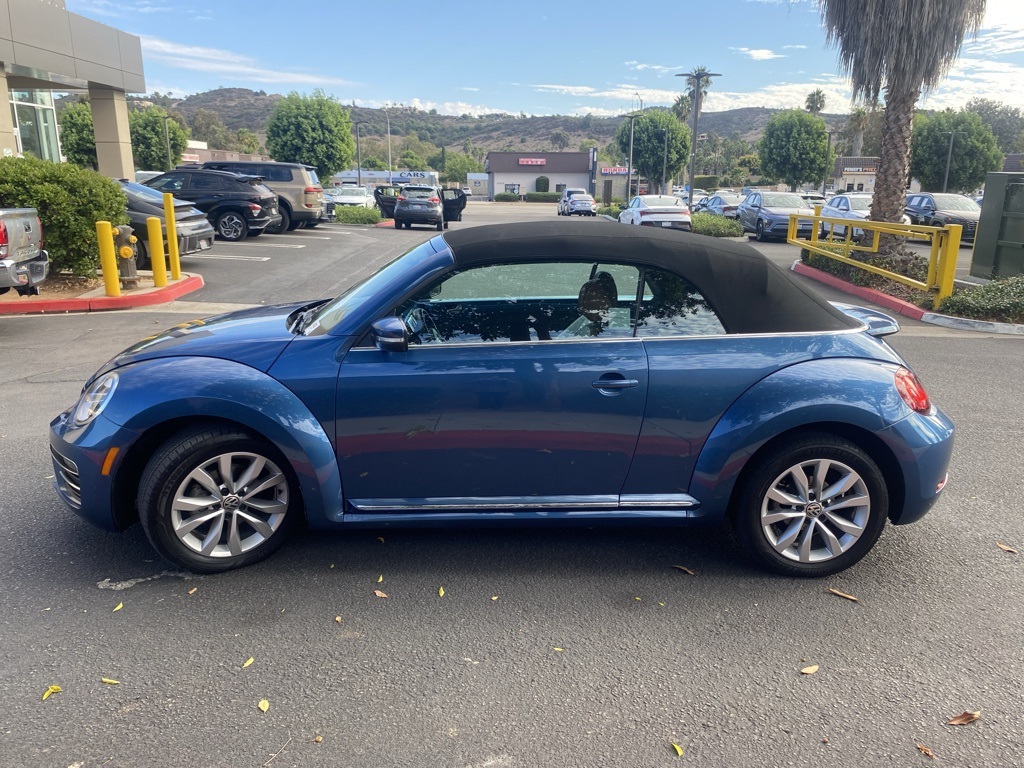 2017 Volkswagen Beetle 1.8T S photo 4