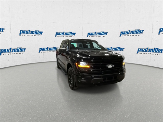 2025 Ford F-150 XLT photo 4