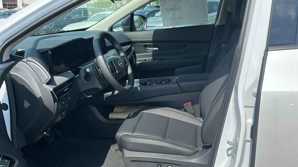 2025 Nissan Murano SV photo 10