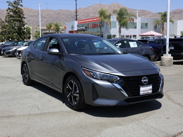 2025 Nissan Sentra SV photo 2