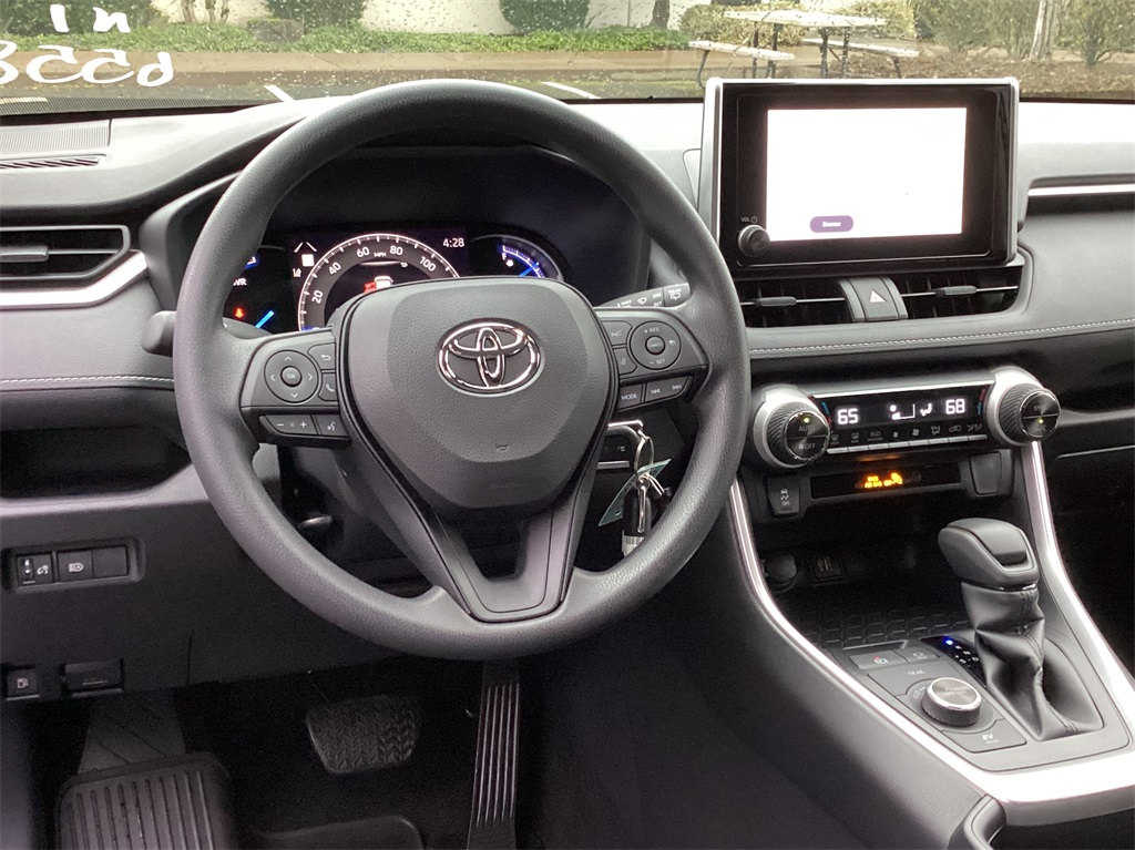 New 2024 Toyota RAV4 Hybrid LE 4D Sport Utility in Wilsonville 