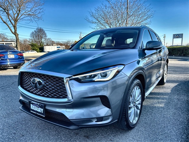 2025 Infiniti QX50 Luxe photo 4