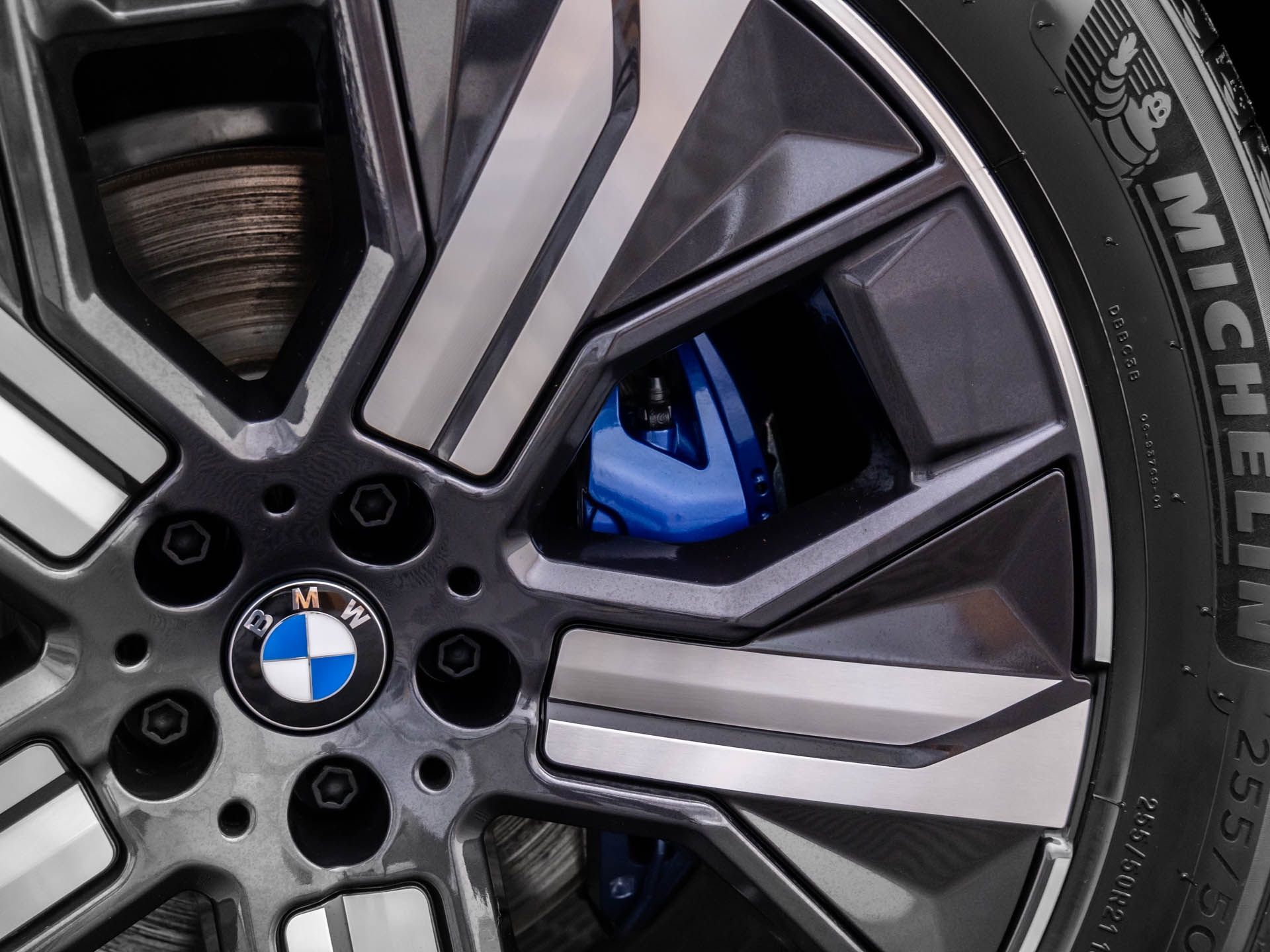 2025 Bmw iX photo 24