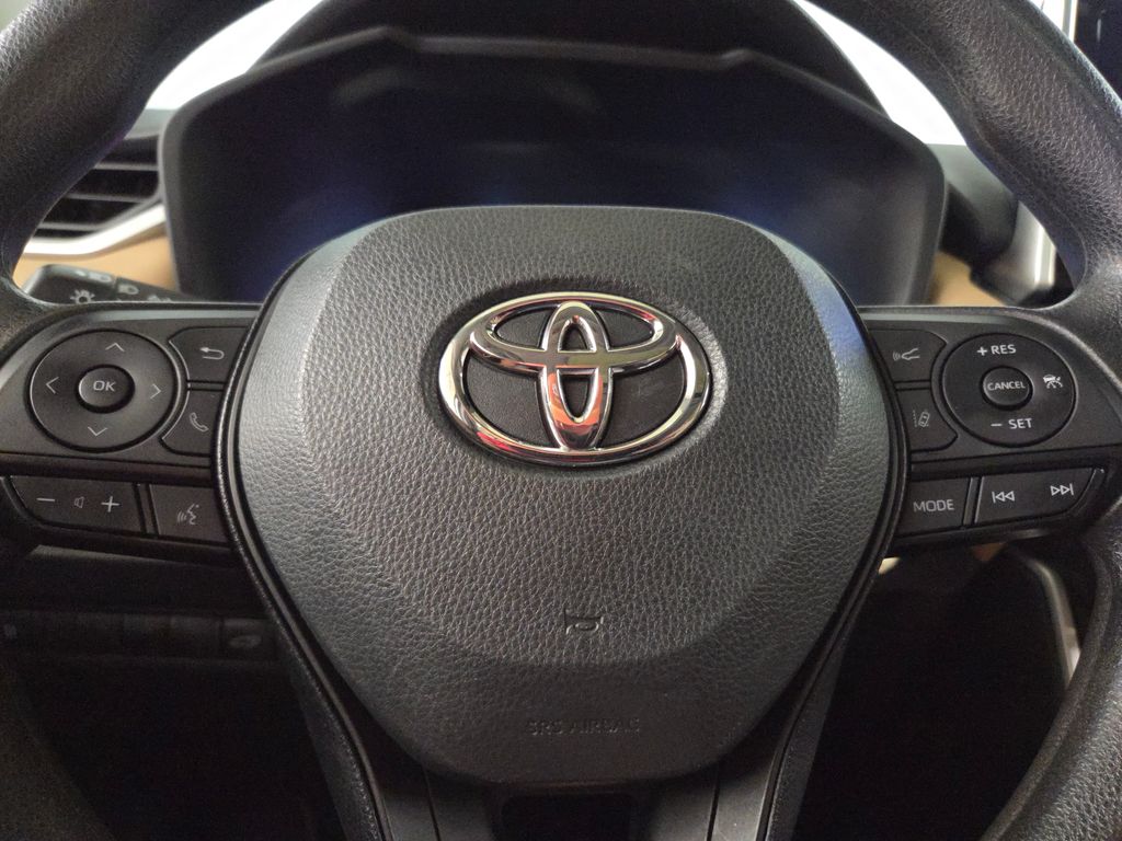 2023 Toyota RAV4 Hybrid XLE photo 20