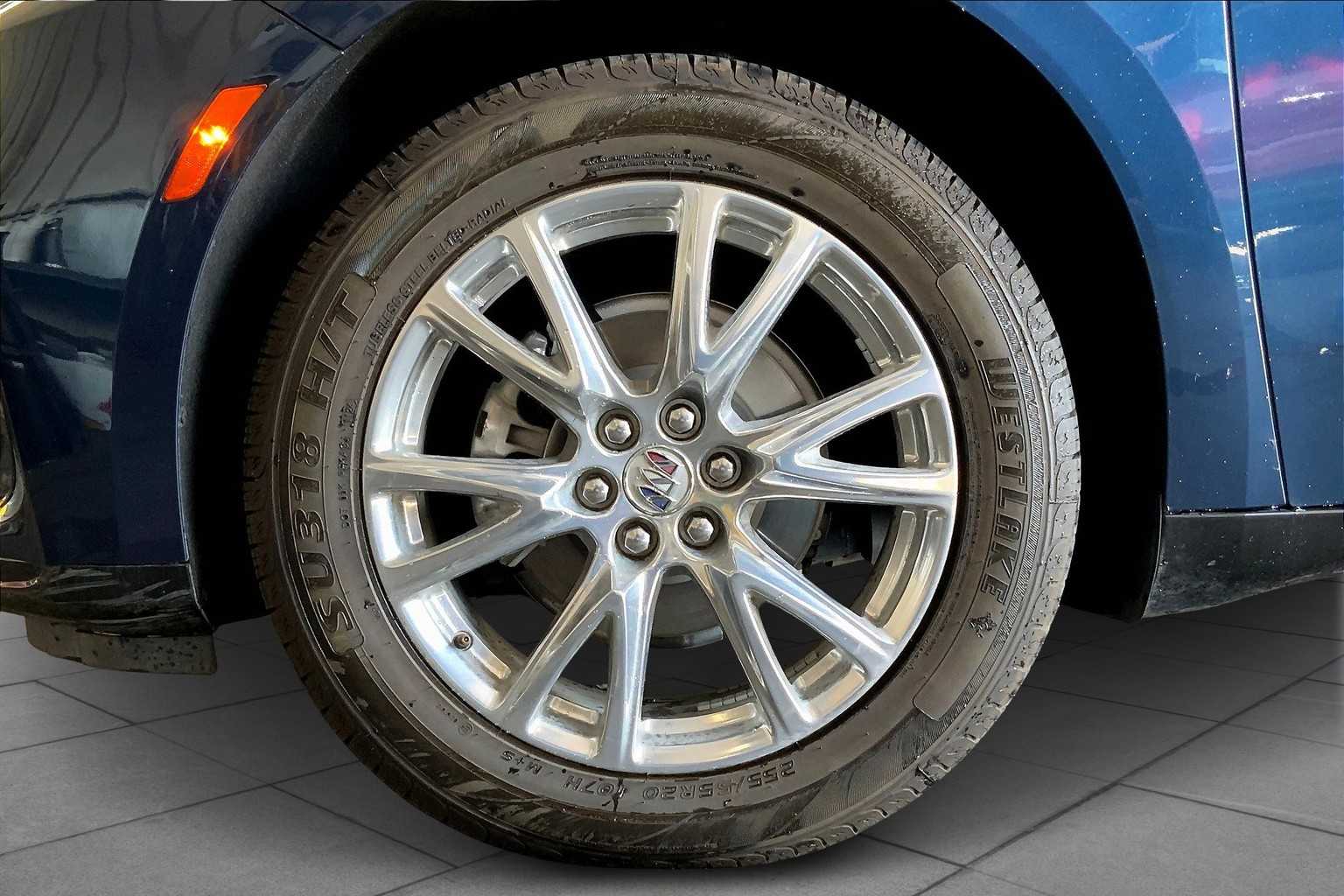 2023 Buick Enclave Premium photo 10