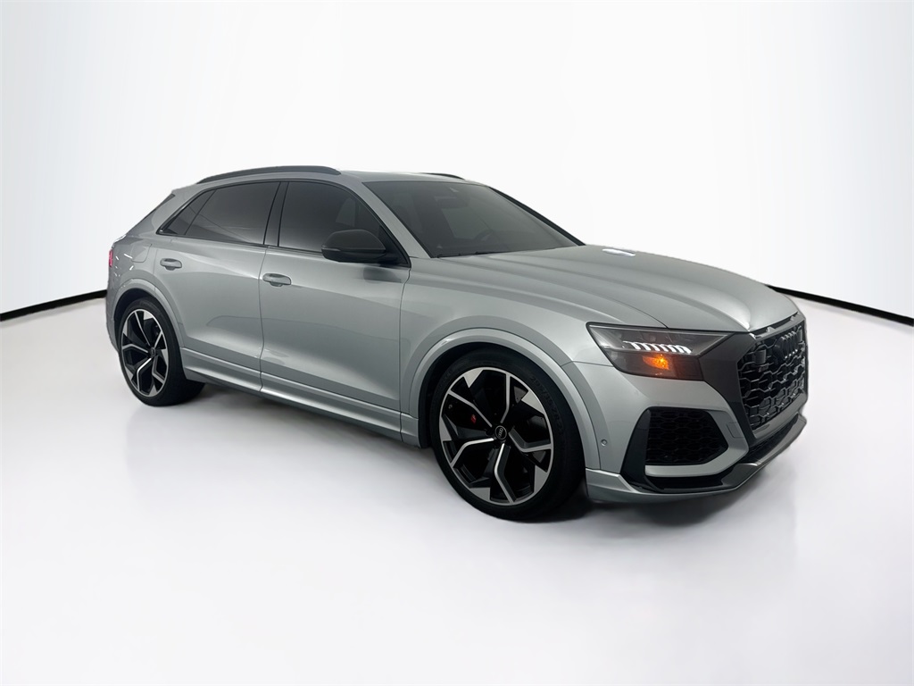 2024 Audi RS Q8 photo 3
