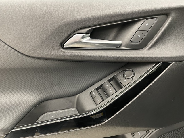 2025 Chevrolet Equinox LT photo 8