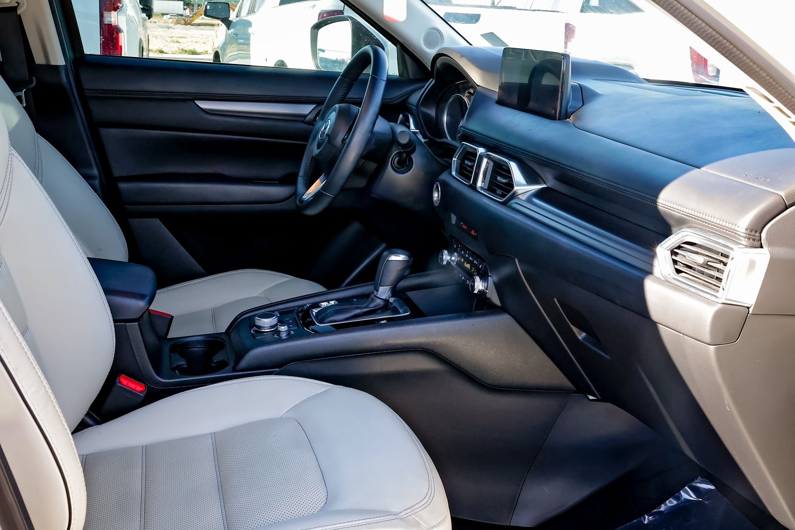 2024 Mazda CX-5 2.5 S Preferred photo 24