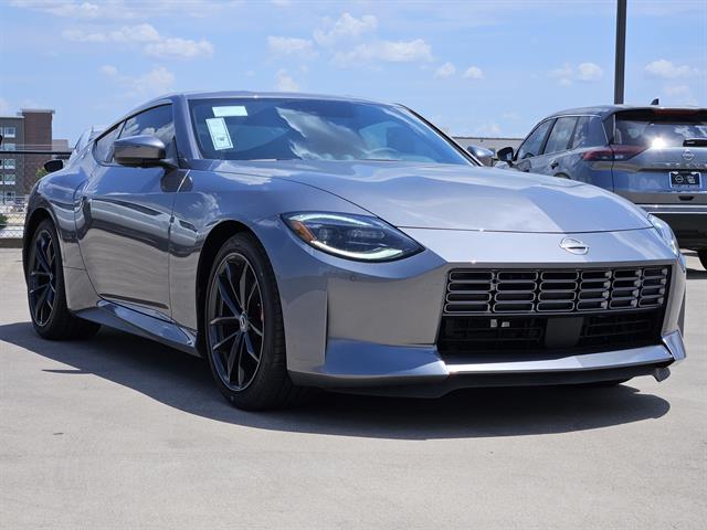 2025 Nissan Z Performance photo 2