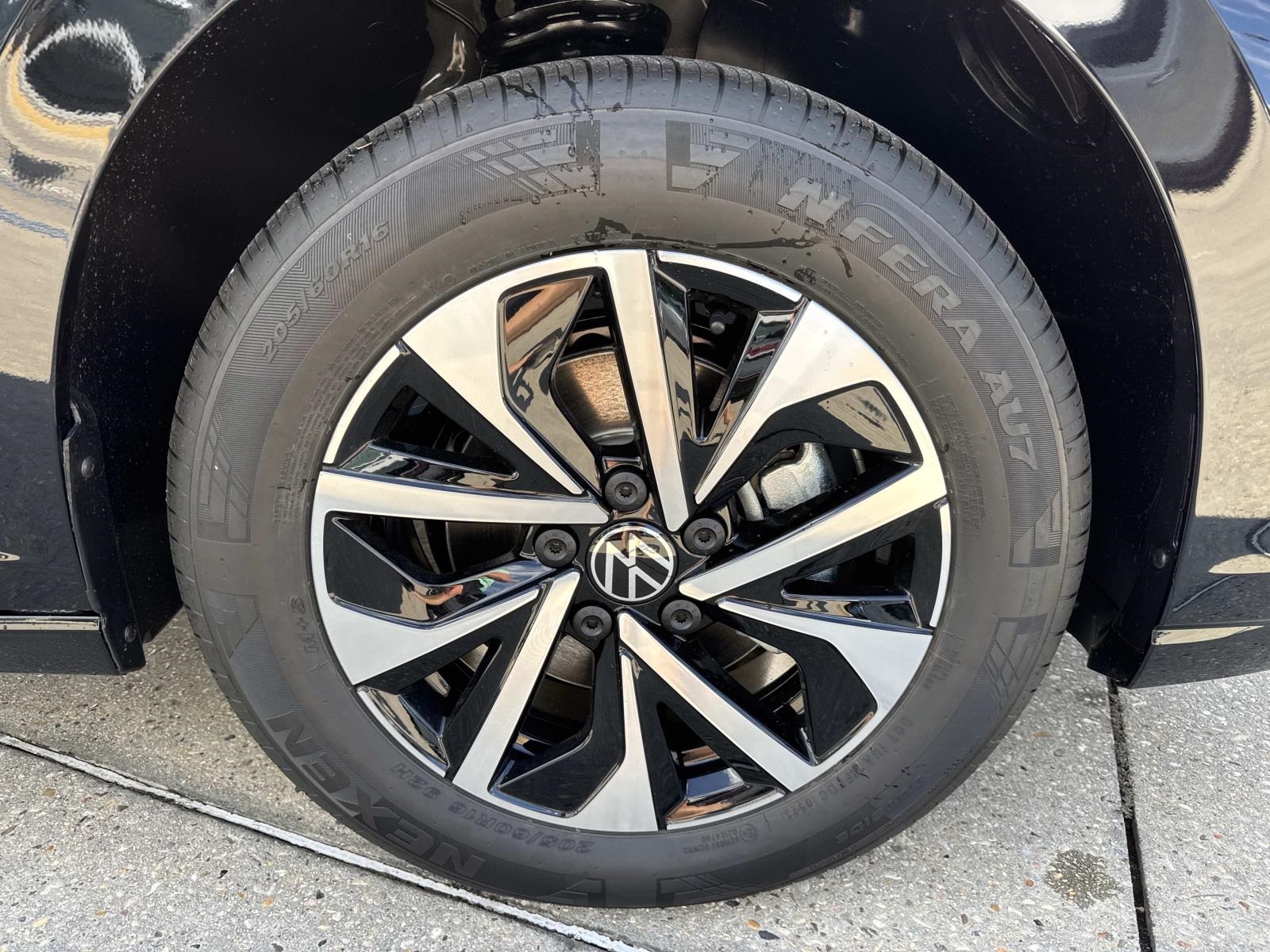 2026 Volkswagen Jetta 1.5T S photo 3