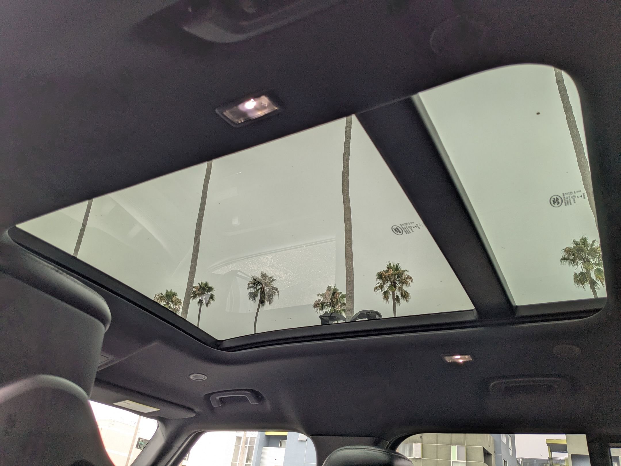 2022 Land Rover Defender X-Dynamic HSE photo 18