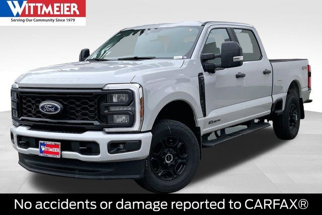 2026 Ford F-350 Super Duty XL's photo