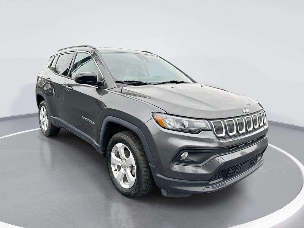 2022 Jeep Compass Latitude's photo