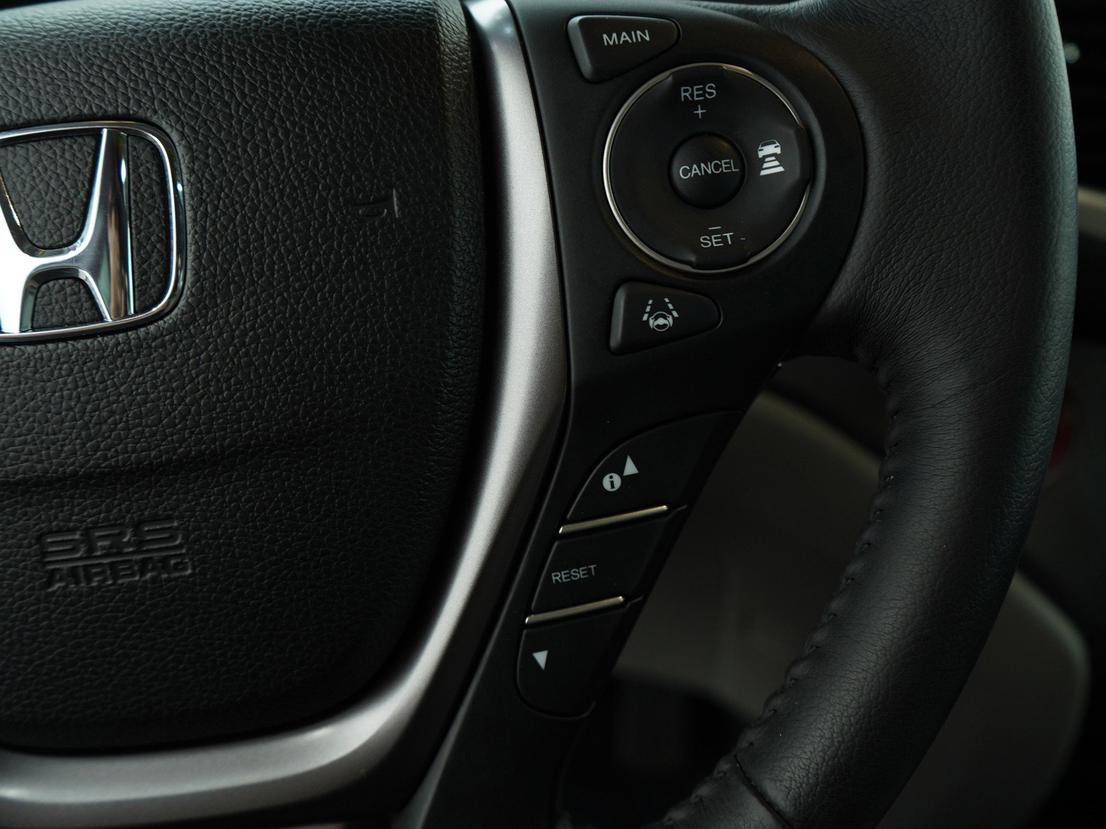 2020 Honda Ridgeline RTL photo 20