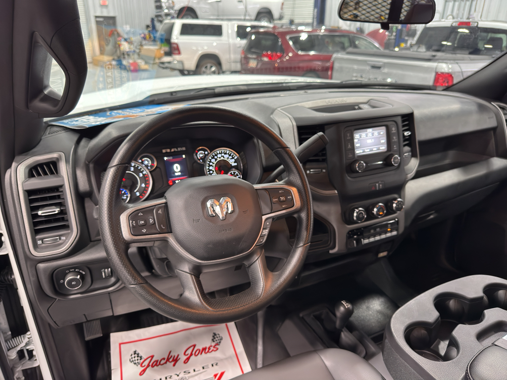 2024 Ram 5500 Tradesman photo 4