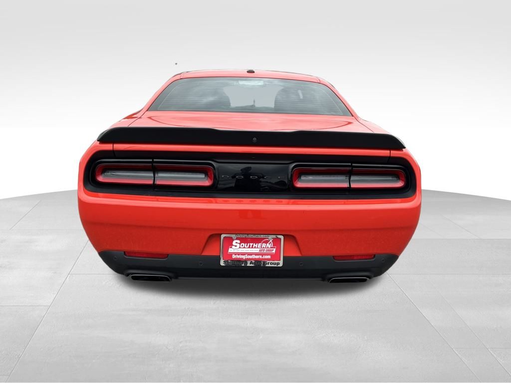 2023 Dodge Challenger R/T photo 4