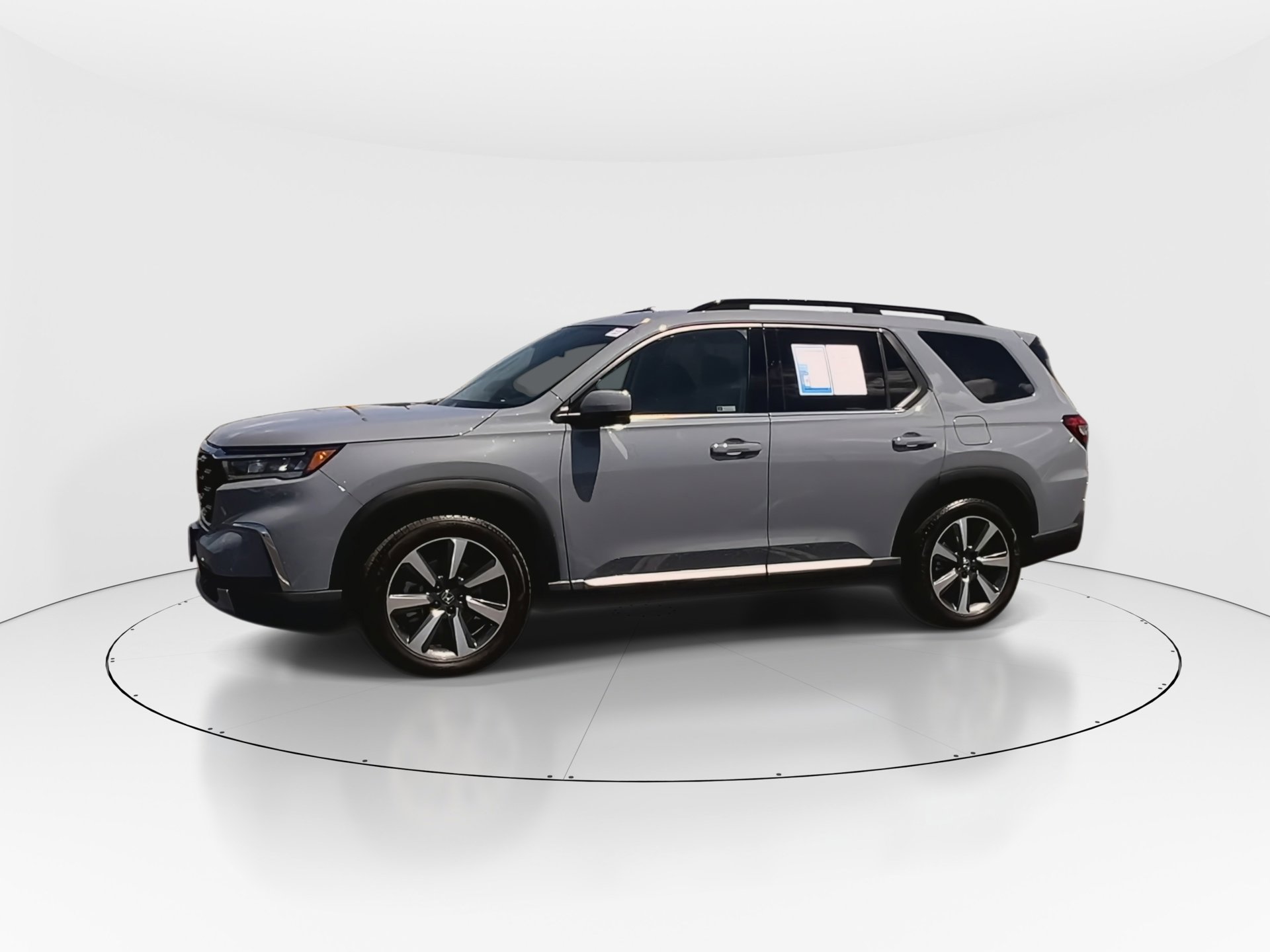 2024 Honda Pilot Touring photo 4
