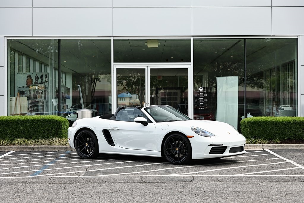 2024 Porsche Boxster Base photo 8