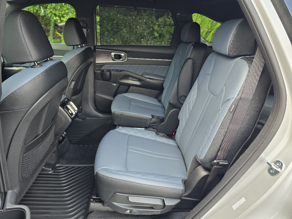 2025 Kia Sorento Hybrid SX Prestige photo 4