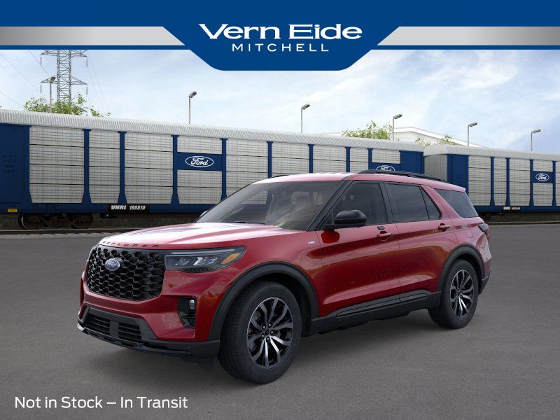 2026 Ford Explorer ST-LINE's photo