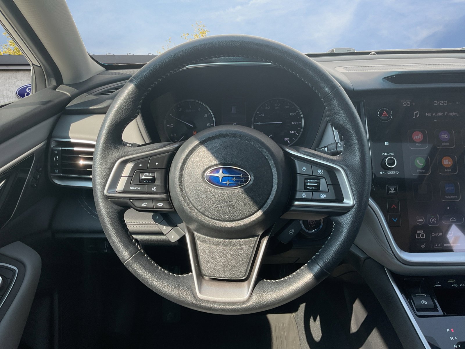 2020 Subaru Outback Limited photo 18