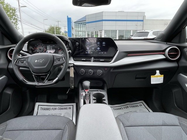 2025 Chevrolet Trax photo 25