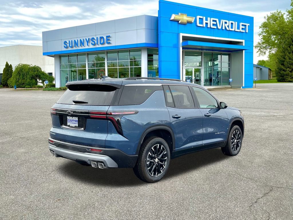 2026 Chevrolet Traverse photo 2