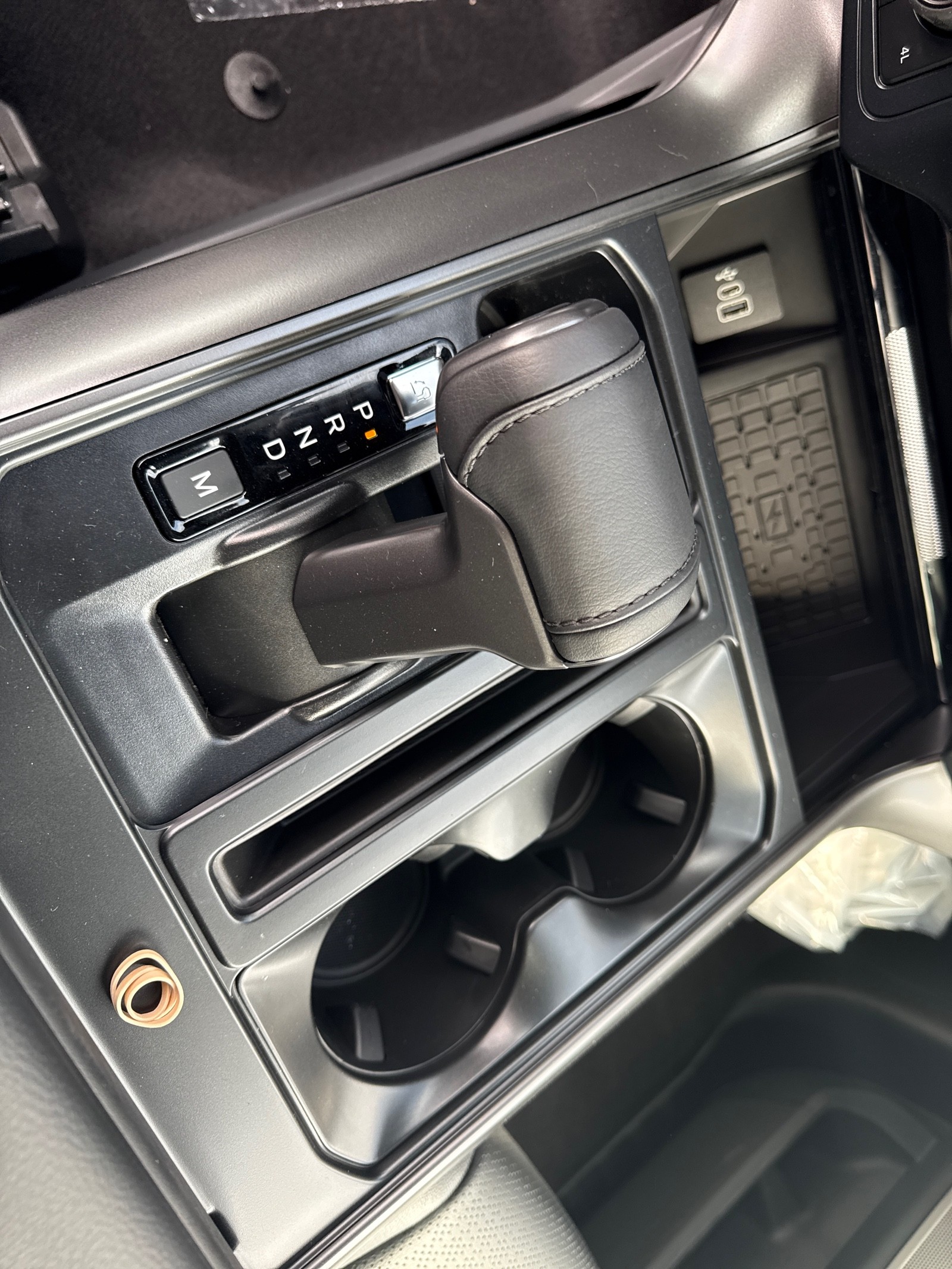 2025 Ford F-150 Lariat photo 19