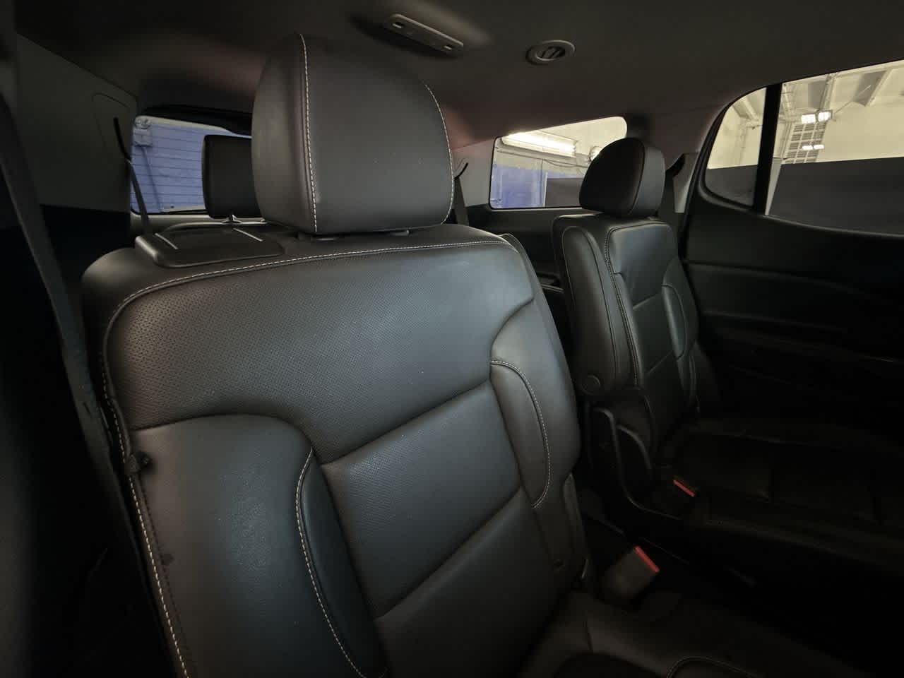 2023 Gmc Acadia SLT photo 24
